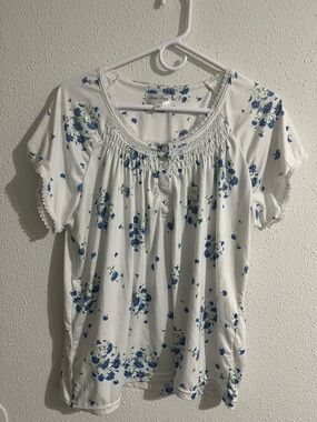 Blue Floral Short-Sleeve comfortable sleep Top -